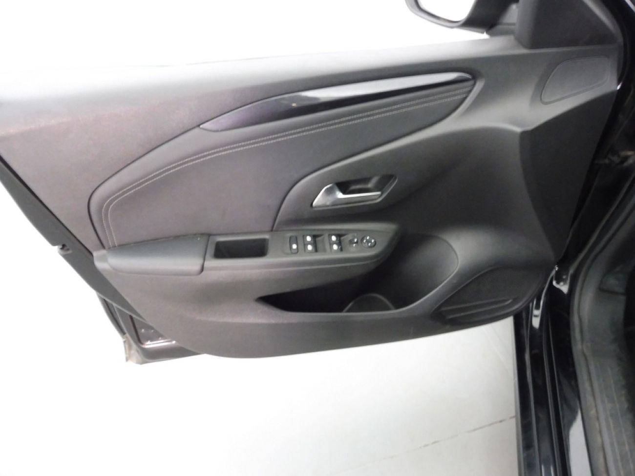 Mandataire Opel Corsa 1.2 75elegance