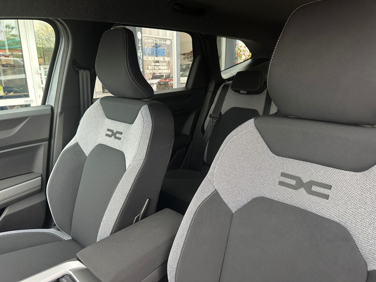 Mandataire Dacia BIGSTER HYBRID 1.8 HYBRID 155CH JOURNEY