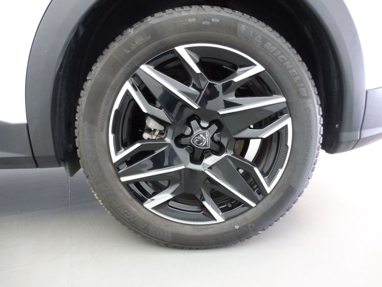 Mandataire PEUGEOT 3008 HYBRID 136CH GT E-DCS6