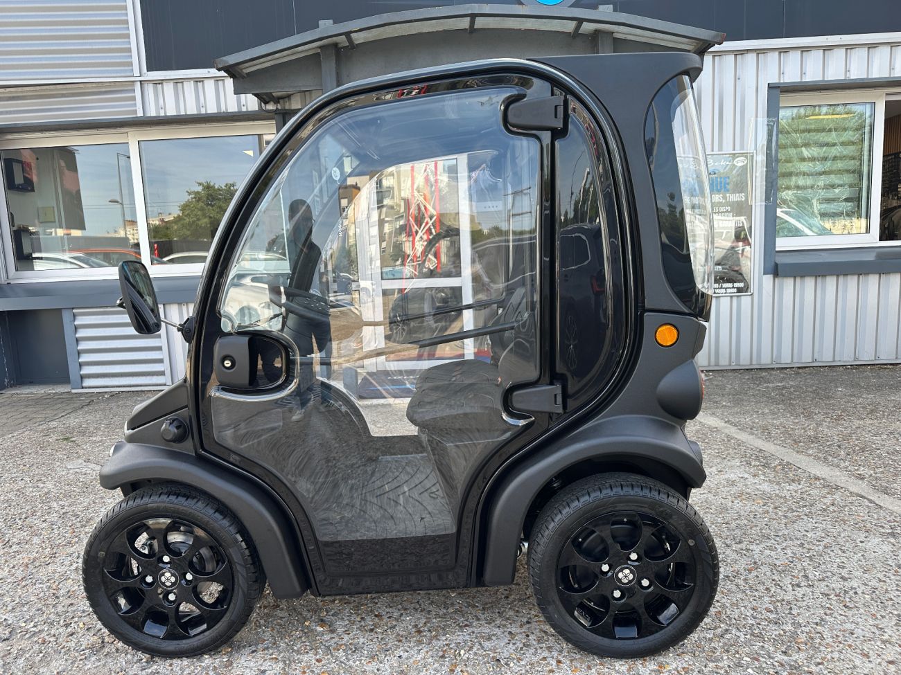 Mandataire ESTRIMA BIRÒ BIG 60 MAXI DRESSED