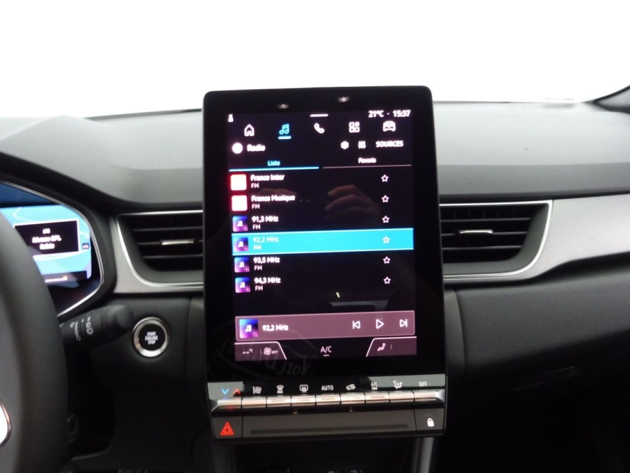 Mandataire RENAULT Captur 1.0 ECO-G 100CH TECHNO - 25