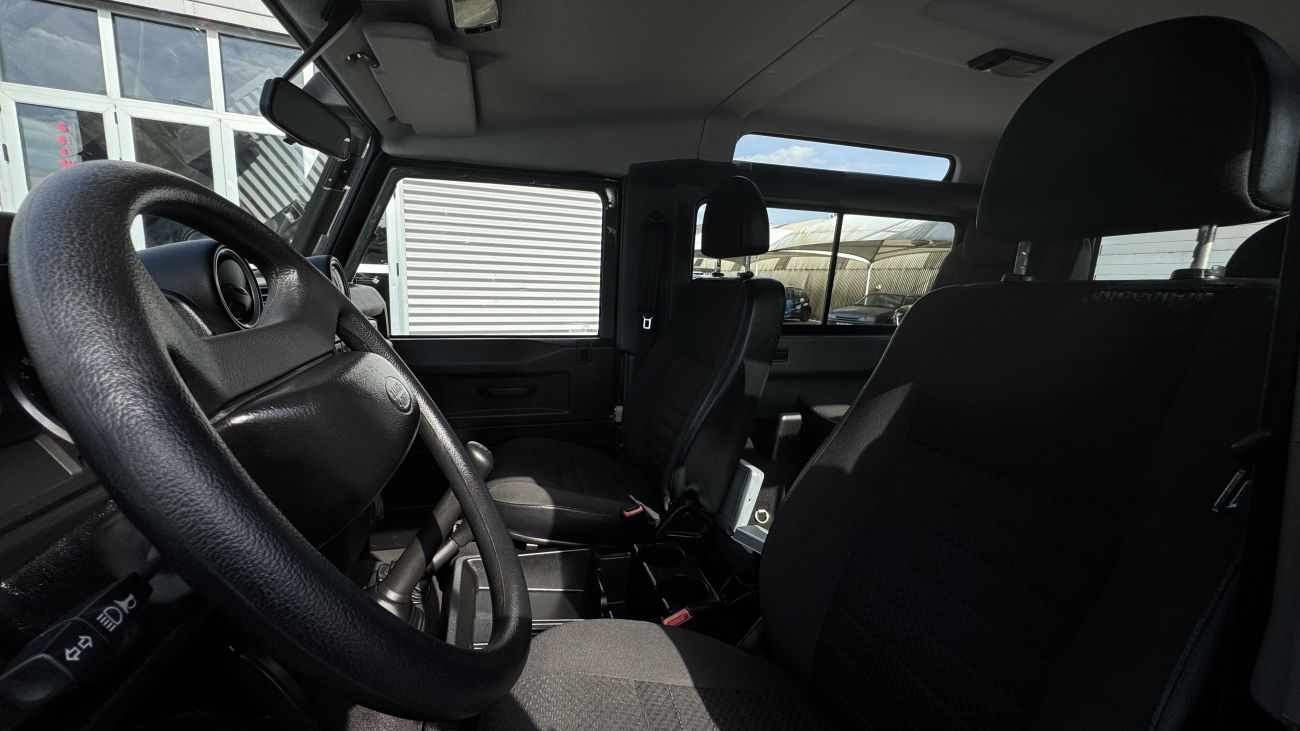 Mandataire LAND ROVER DEFENDER 90 II STATION WAGON Station Wagon E