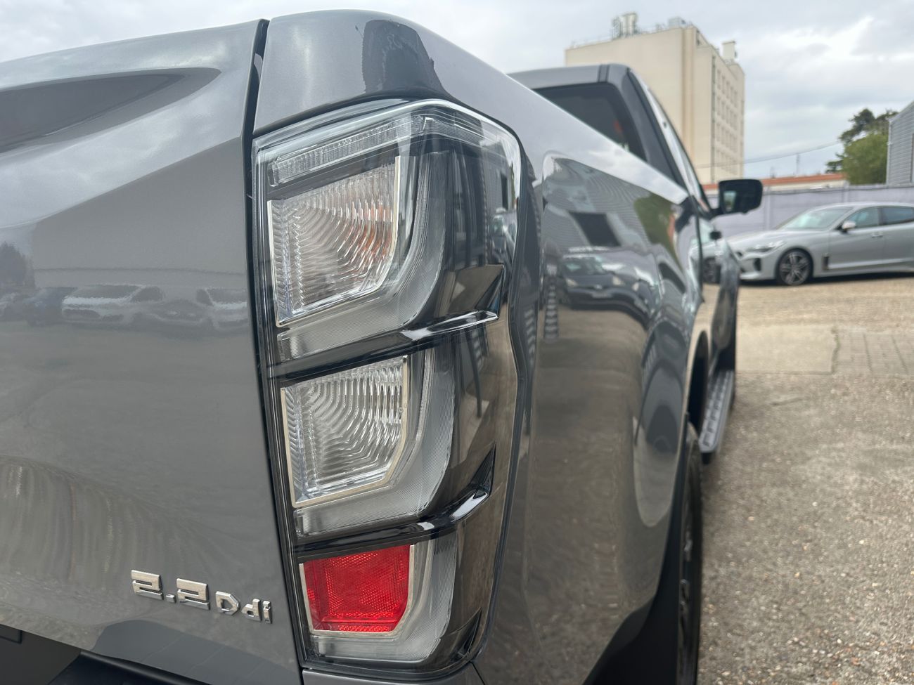 Mandataire ISUZU D-MAX SPACE NITRO SPORT 2.2 A/T 4x4 MY2026 Euro6e-bis