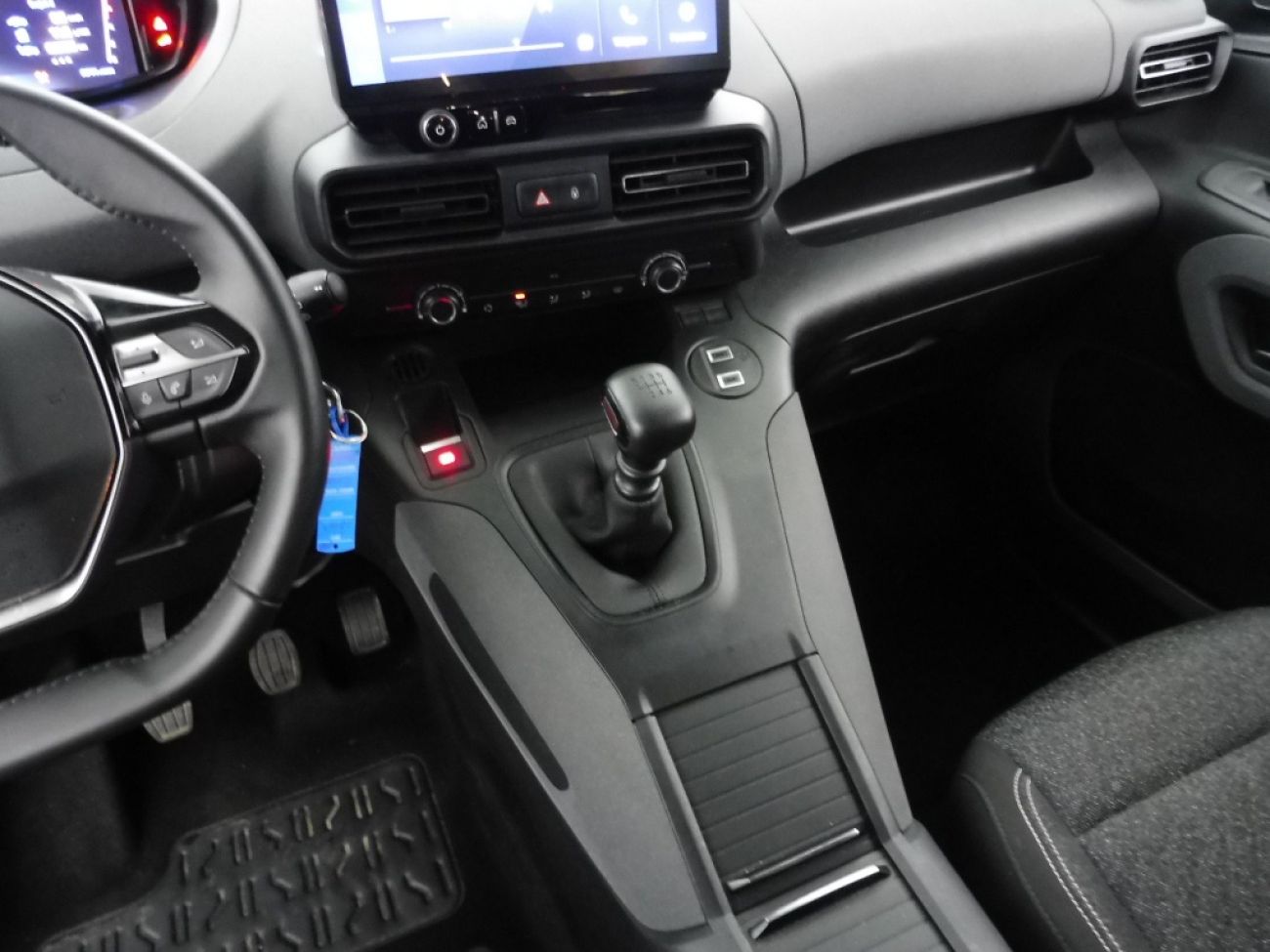 Mandataire PEUGEOT RIFTER TAILLE M - 1.5 BLUEHDI 100CH S&S ALLURE 5 PLACES