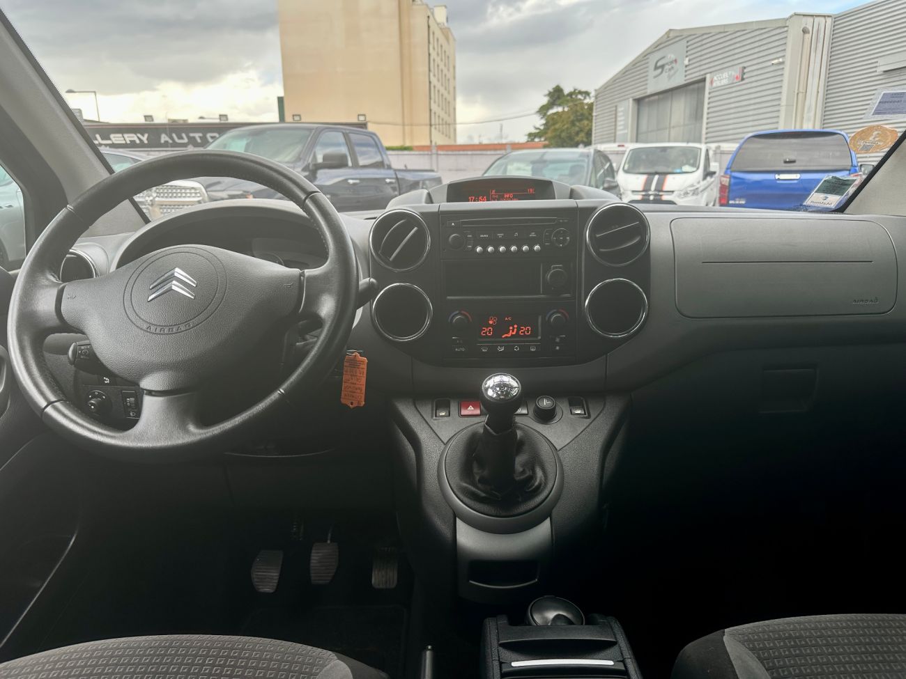 Mandataire Citroën BERLINGO HDi 92 Multispace Pack