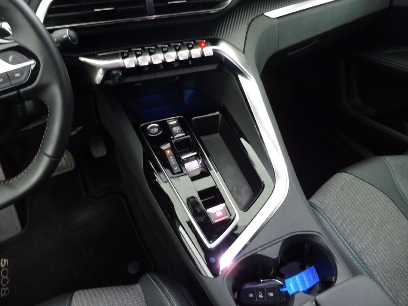 Mandataire PEUGEOT 5008 1.5 BLUEHDI 130CH S&S ALLURE PACK EAT8