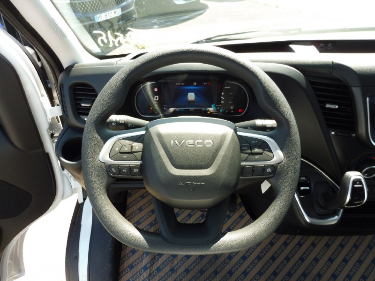Mandataire IVECO Daily 35S16 2.3 V12 HI-MATIC 156CV