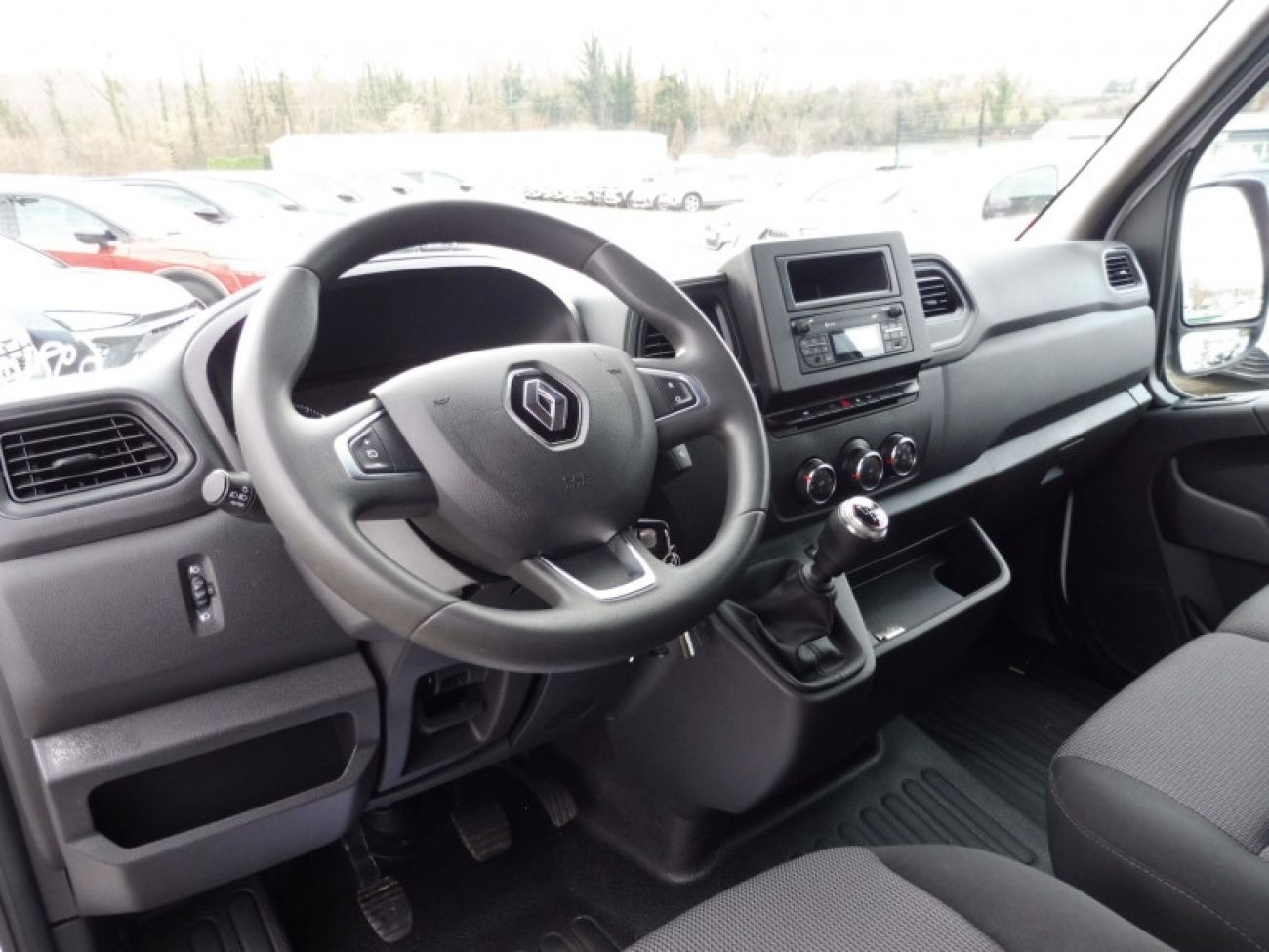 Mandataire RENAULT Master F3300 L2H2 2.3 BLUE DCI 135CH CONFORT EURO6