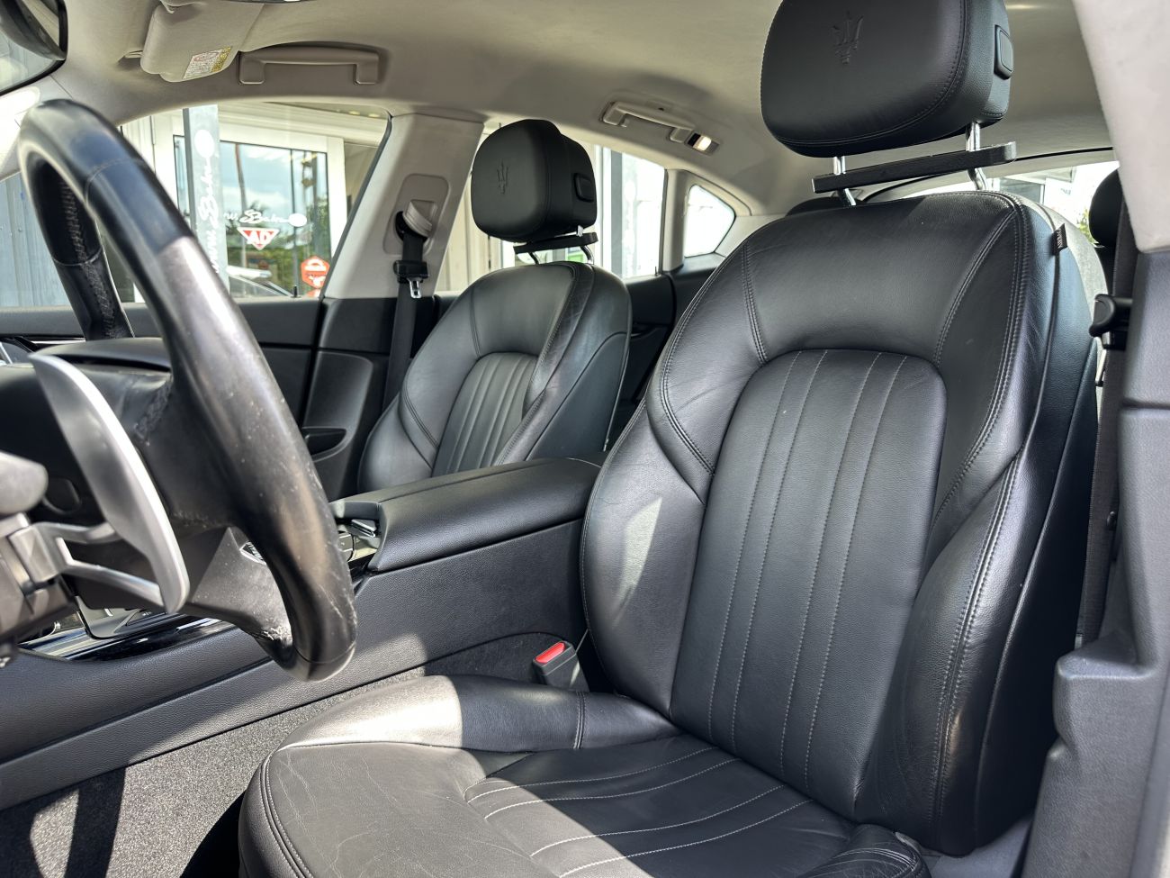 Mandataire MASERATI LEVANTE Diesel 3.0 V6 Turbo 275
