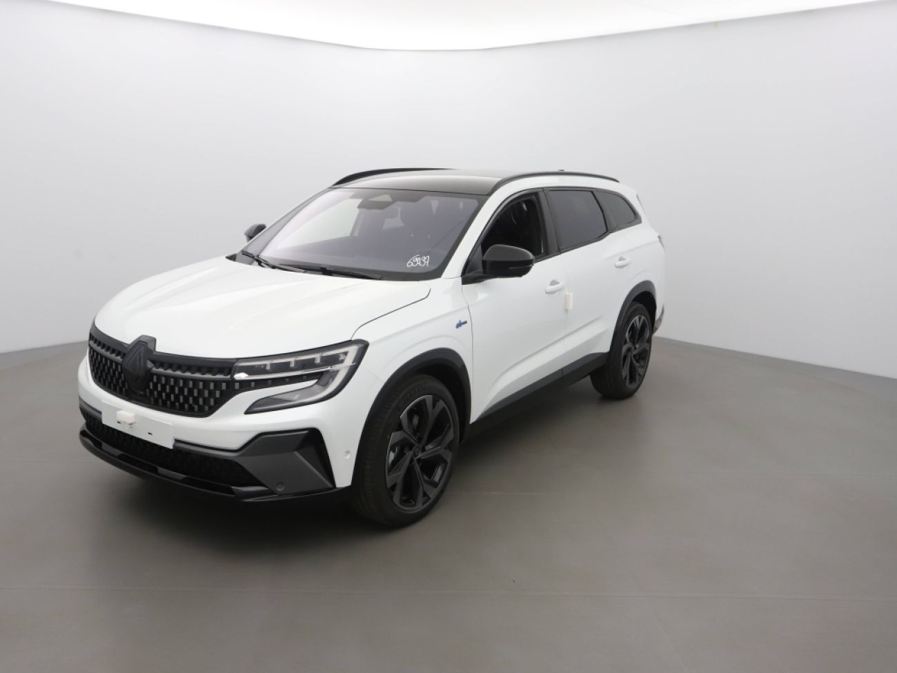 Mandataire RENAULT ESPACE VI 1.2 E-TECH FULL HYBRID 200CH ESPRIT ALPINE 7 PLACES - 24