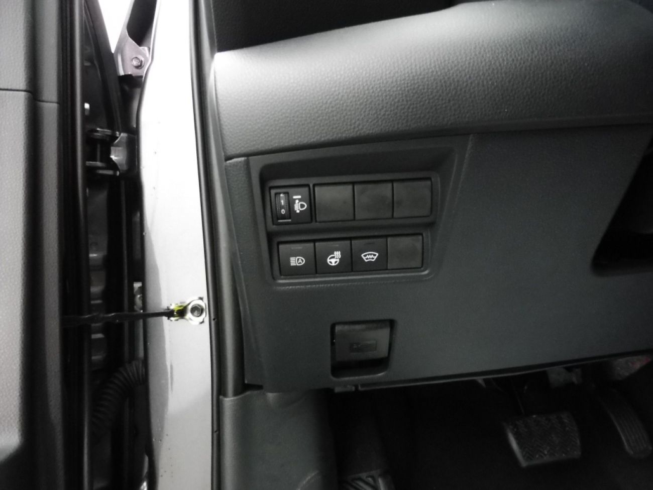 Mandataire TOYOTA YARIS CROSS 130H DESIGN