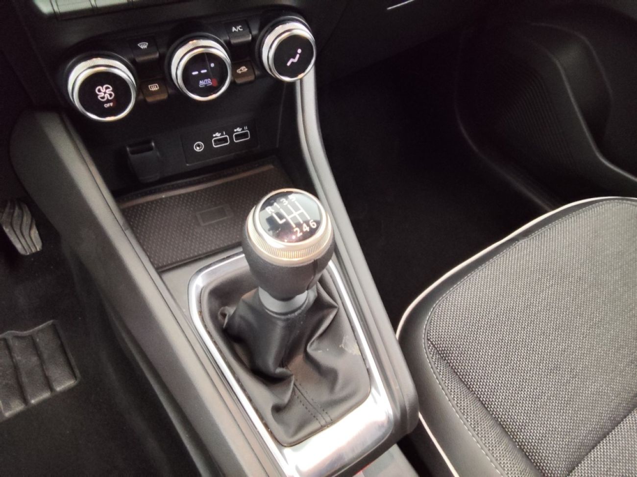 Mandataire RENAULT Captur 1.0 TCE 90CH TECHNO