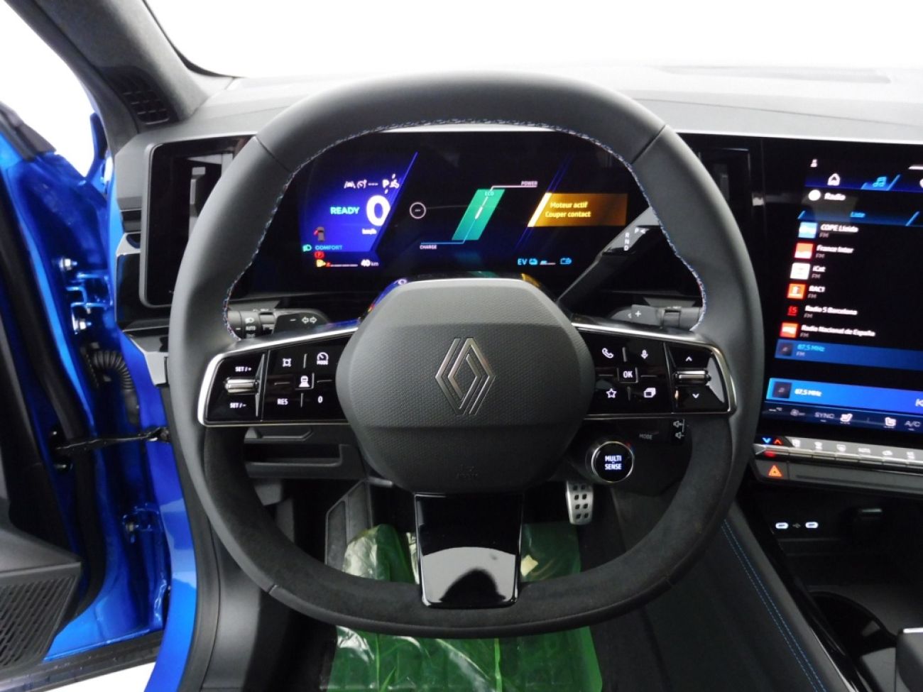 Mandataire RENAULT RAFALE 1.2 E-TECH FULL HYBRID 200CH ESPRIT ALPINE - 25