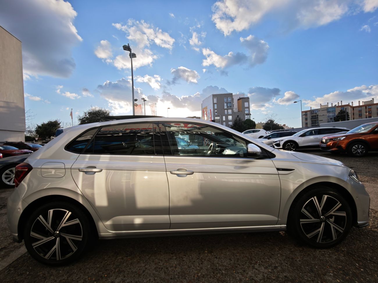 Mandataire VOLKSWAGEN POLO 1.0 TSI 110 S&S DSG7 R-Line