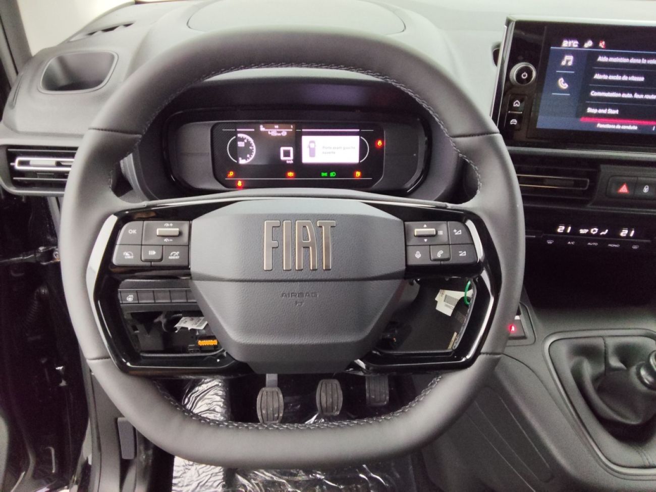 Mandataire FIAT Doblo Combi 1.5 BLUEHDI 100CH 5 PLACES N1