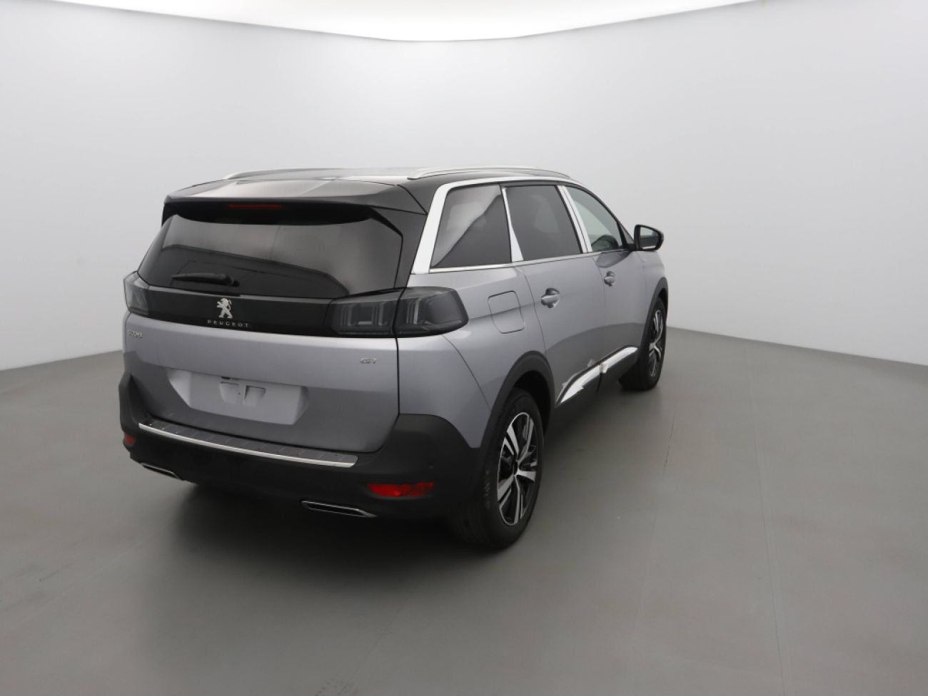 Mandataire PEUGEOT 5008 HYBRID 136CH GT LINE E-DCS6