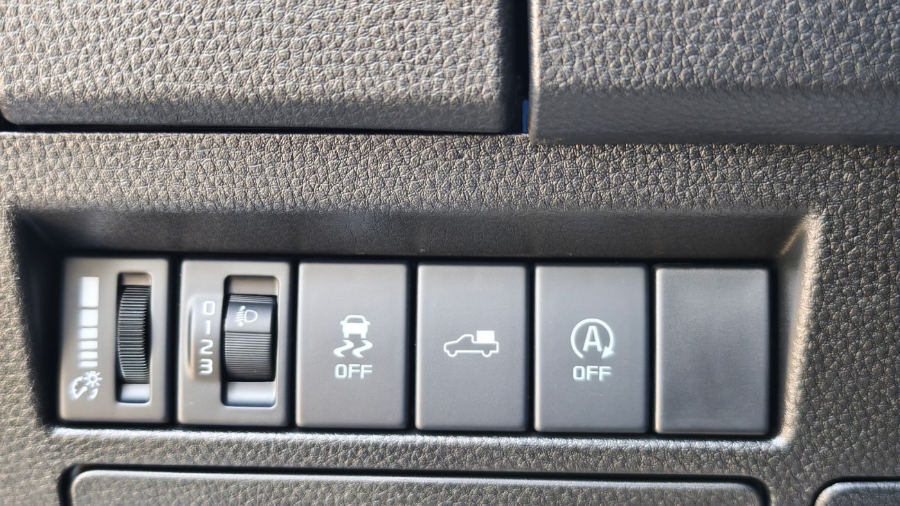 Mandataire ISUZU D-MAX SPACE CABINE A/T PRESTIGE