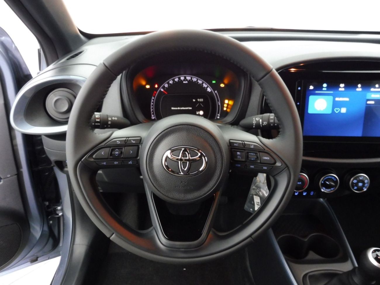 Mandataire TOYOTA AYGO X 1.0 VVT-I 72CH TEAM PLAYER