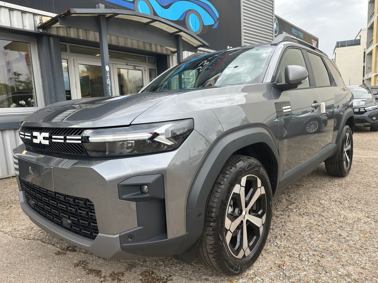 Mandataire Dacia BIGSTER HYBRID 1.8 HYBRID 155CH JOURNEY