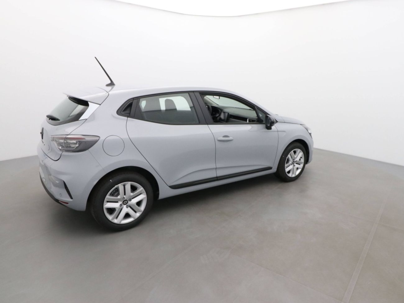 Mandataire RENAULT Clio 1.5 DCI 100CH EVOLUTION - 25