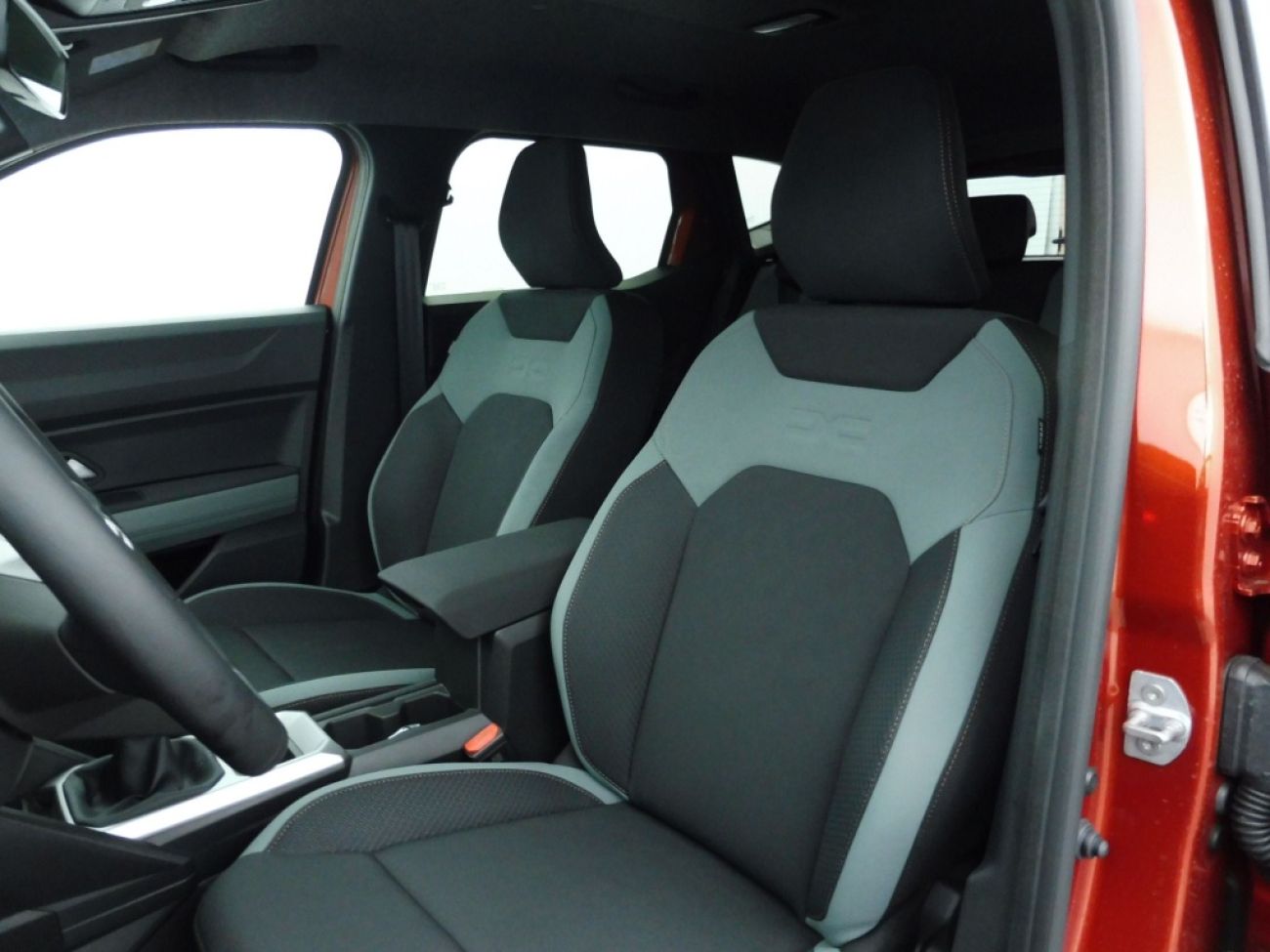 Mandataire Dacia DUSTER 1.2 TCE MILD HYBRID 130CH EXTREME 4X2