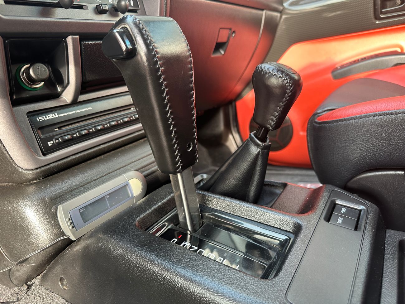 Mandataire ISUZU VEHICROSS V6 3.5L 215CV