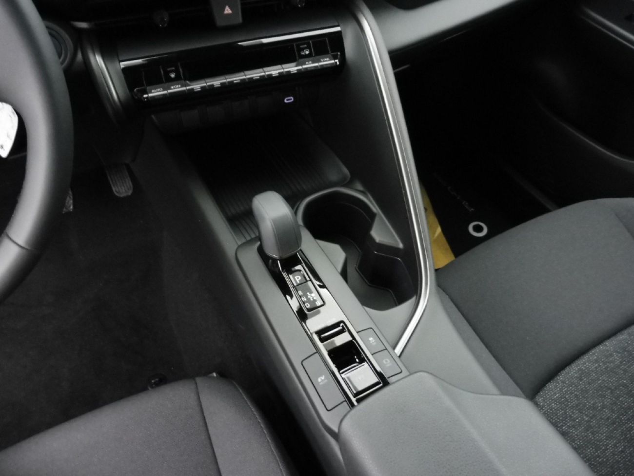 Mandataire TOYOTA C-HR 1.8 140CH DYNAMIC NG23