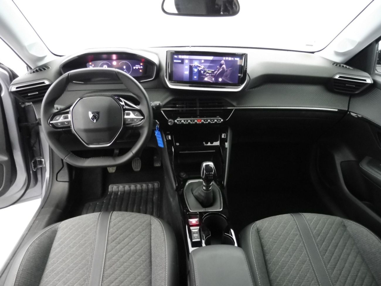 Mandataire PEUGEOT 208 1.2 100CH S&S ALLURE