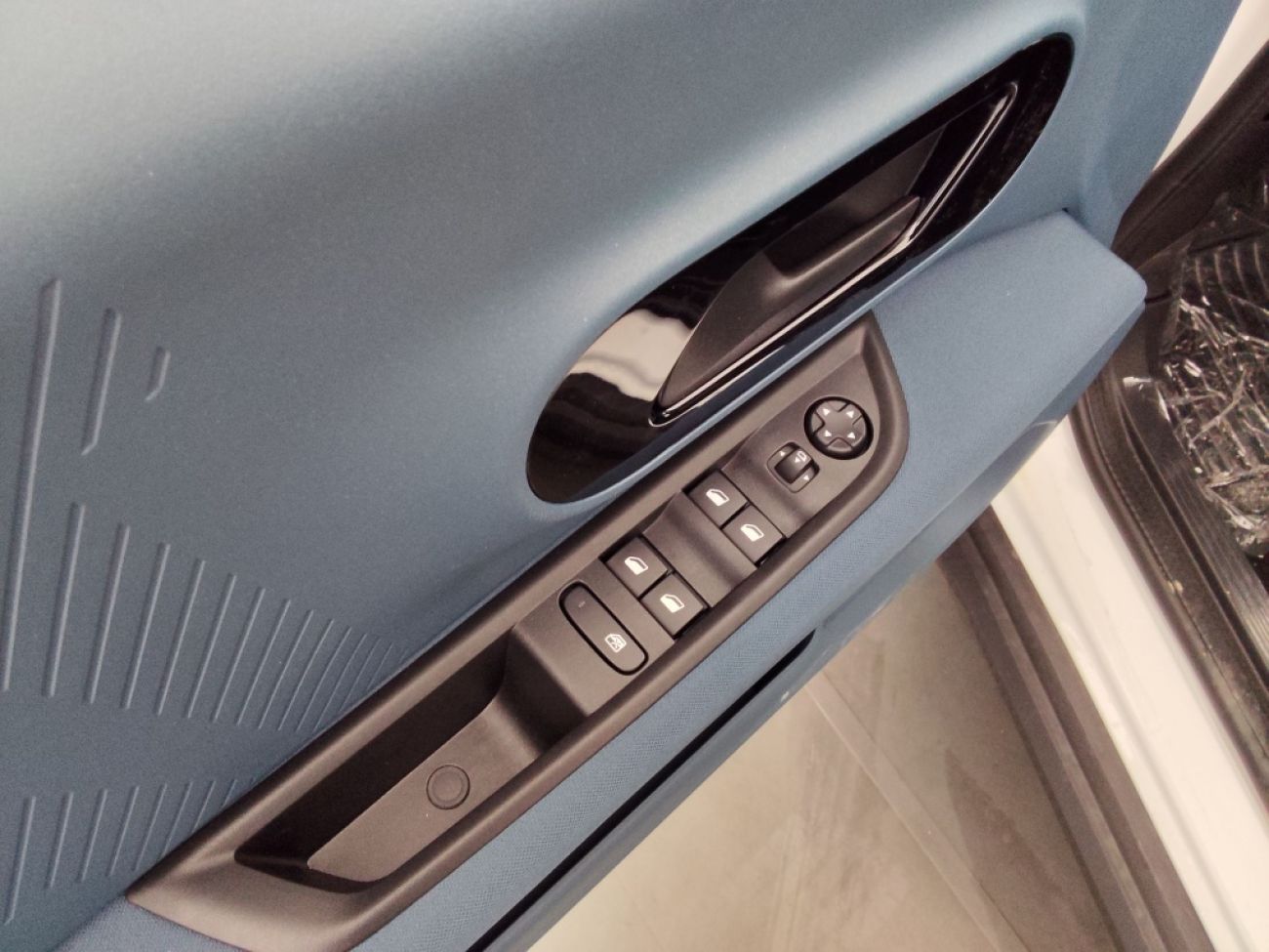 Mandataire FIAT Grande panda 1.2 HYBRID 100CH LA PRIMA EDCT6