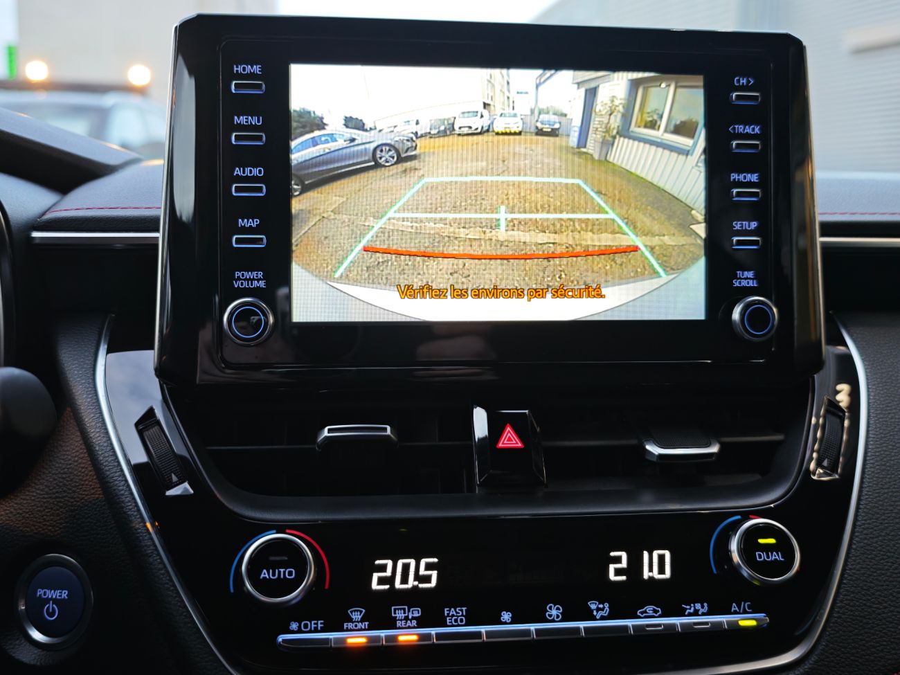 Mandataire TOYOTA COROLLA HYBRIDE 184h Collection