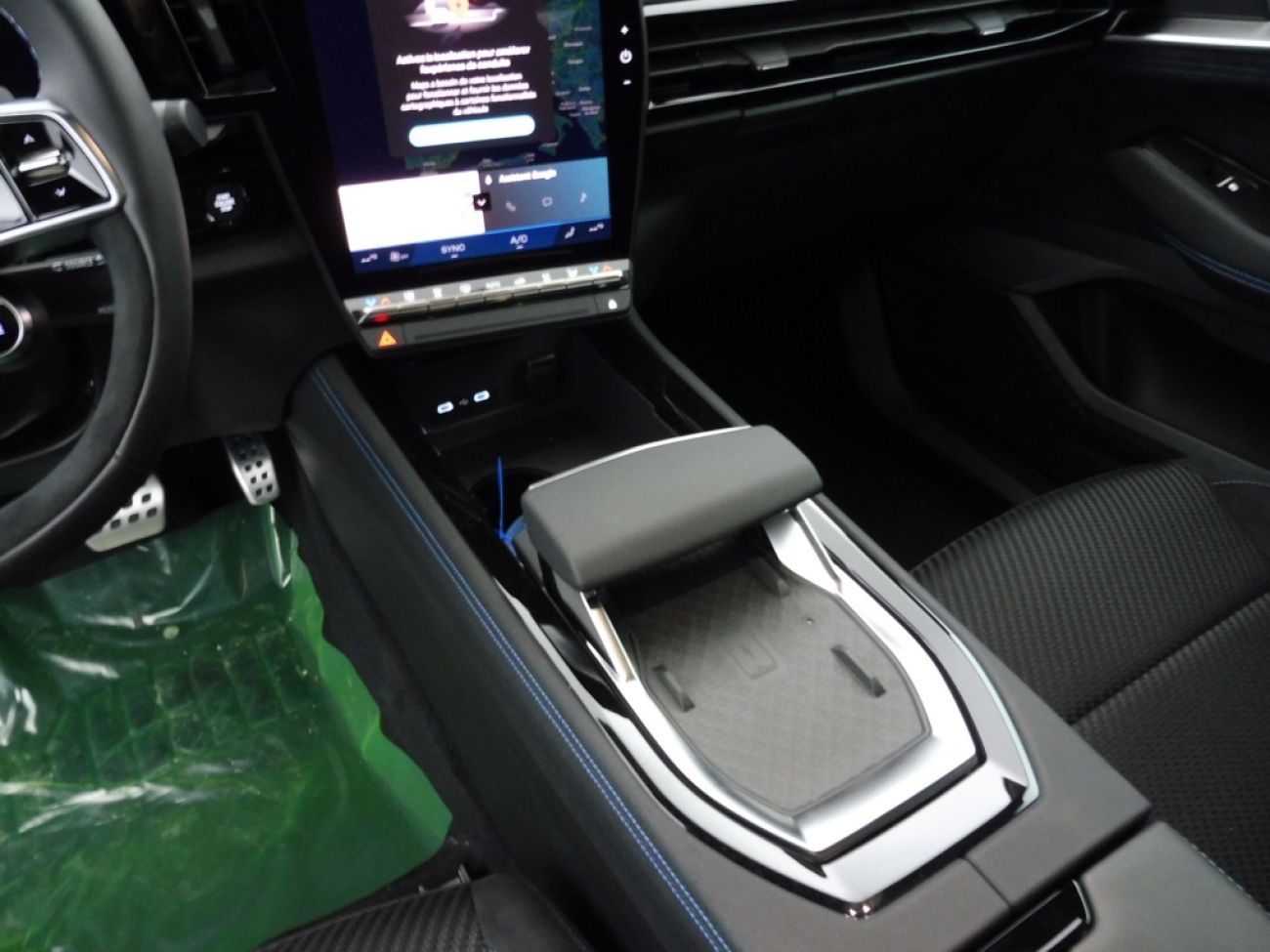 Mandataire RENAULT Espace 1.2 E-TECH FULL HYBRID 200CH ESPRIT ALPINE 7 PLACES - 25