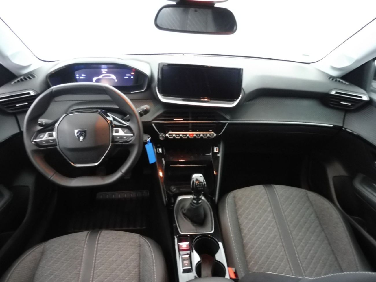 Mandataire PEUGEOT 208 1.2 100CH S&S ALLURE