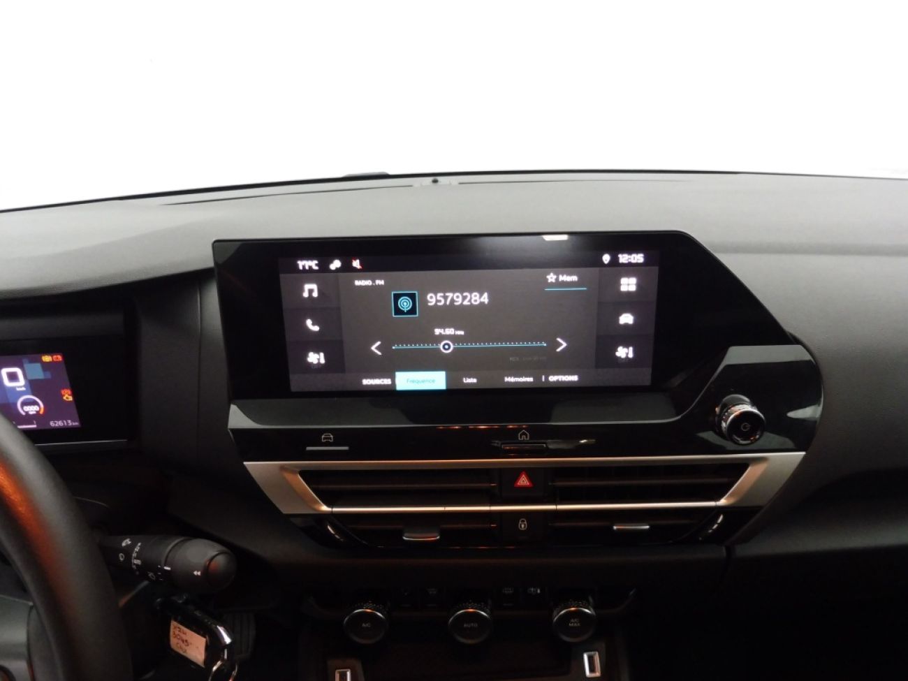 Mandataire Citroën C4 X 1.2 PURETECH 100 FEEL