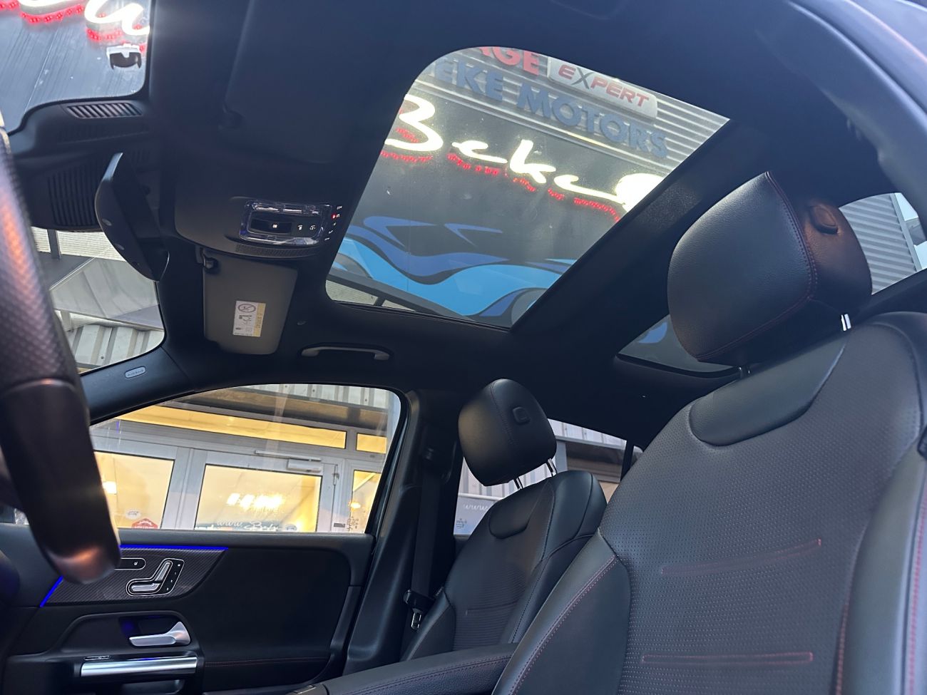 Mandataire MERCEDES GLA 200 d 8G-DCT AMG Line edition 1 toit pano