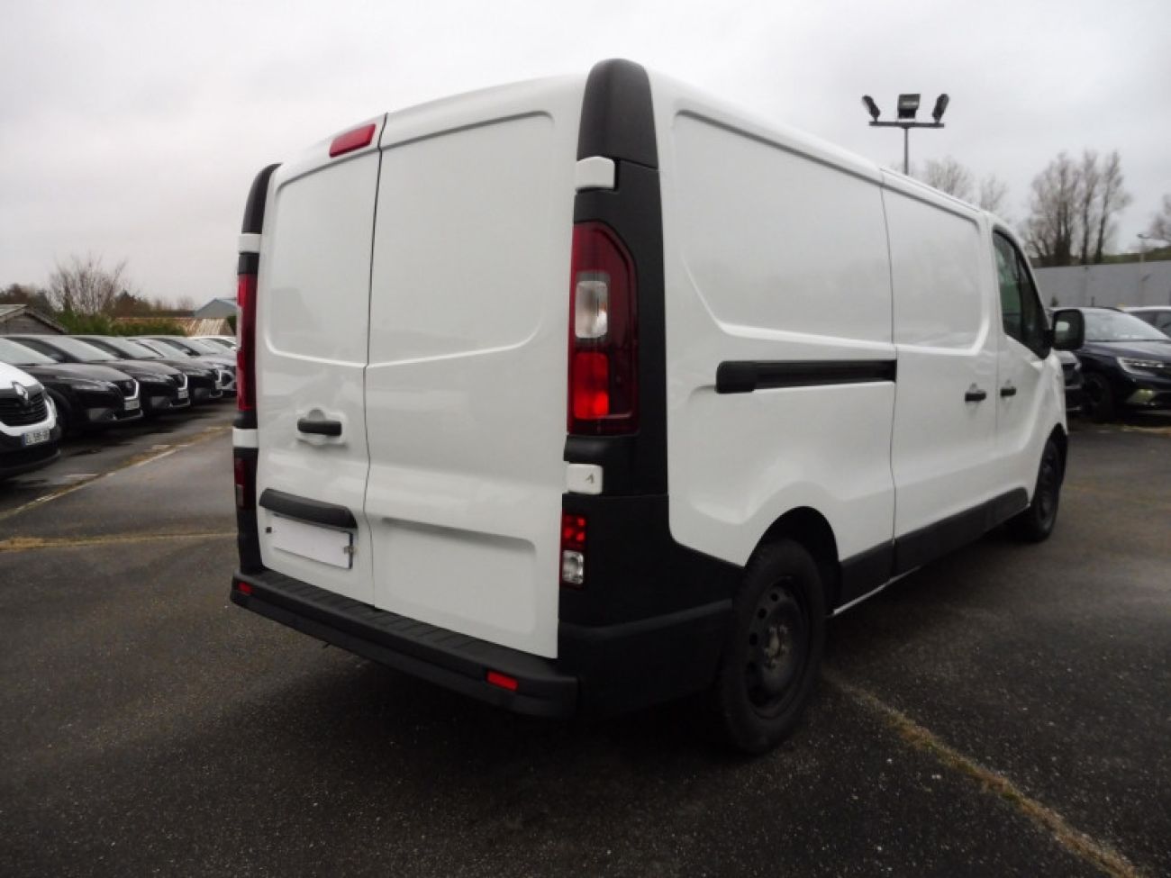 Mandataire RENAULT TRAFIC III FG L2H1 1300 2.0 DCI 120CH GRAND CONFORT S&S E6