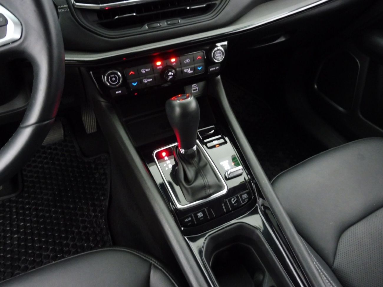 Mandataire Jeep Compass 1.3 TURBO T4 240CH PHEV 4XE S AT6 EAWD