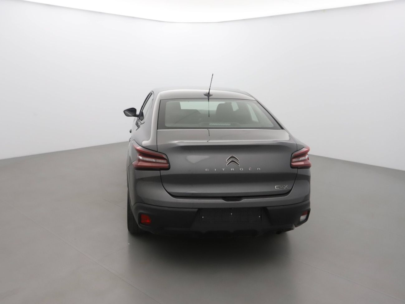 Mandataire Citroën C4 X 1.2 PURETECH 100 FEEL