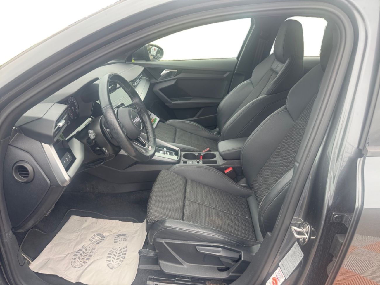 Mandataire AUDI A3 Sportback 35 TFSI 150CH MILD HYBRID S LINE S TRONIC 7