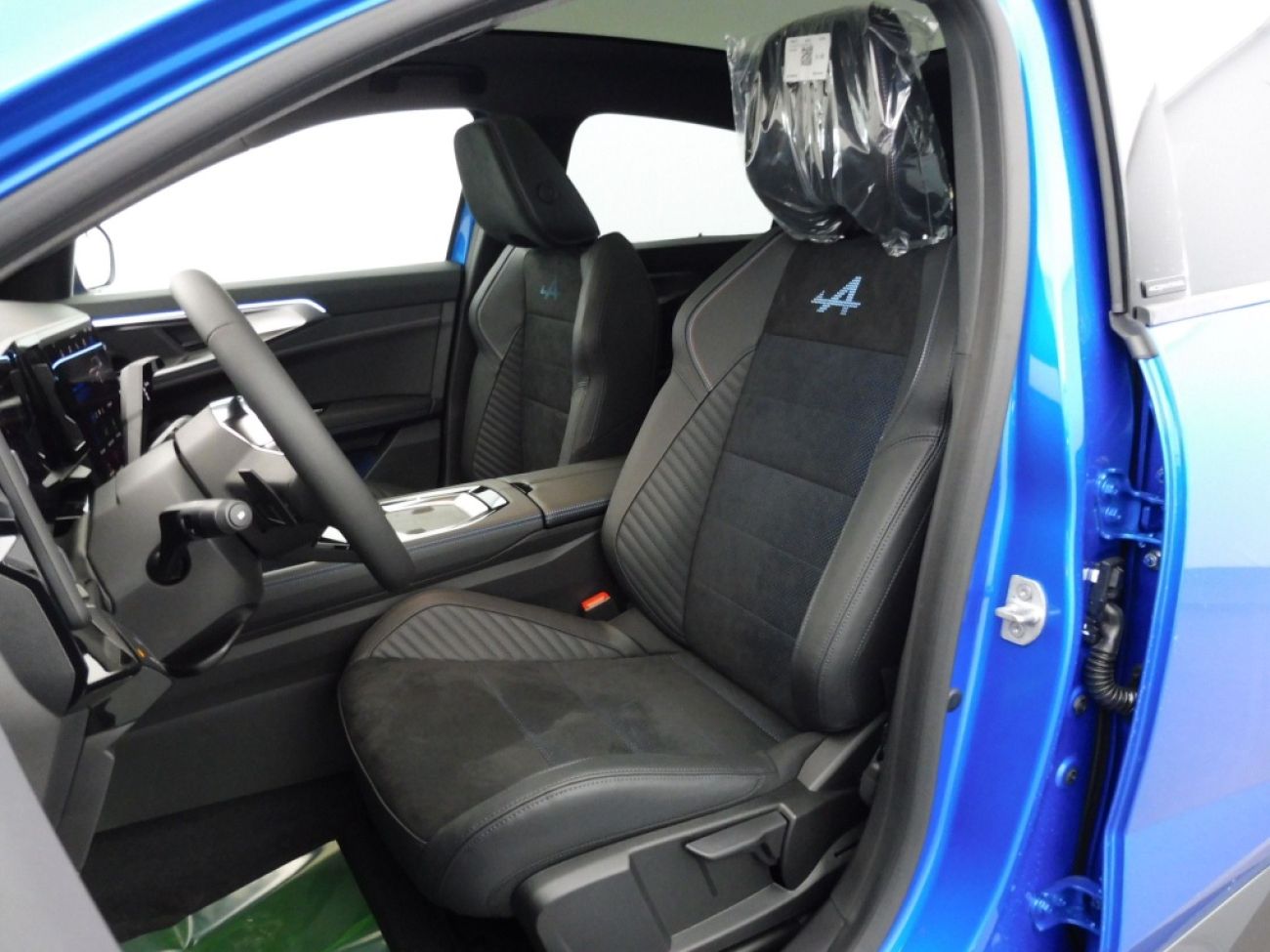 Mandataire RENAULT RAFALE 1.2 E-TECH FULL HYBRID 200CH ESPRIT ALPINE - 25