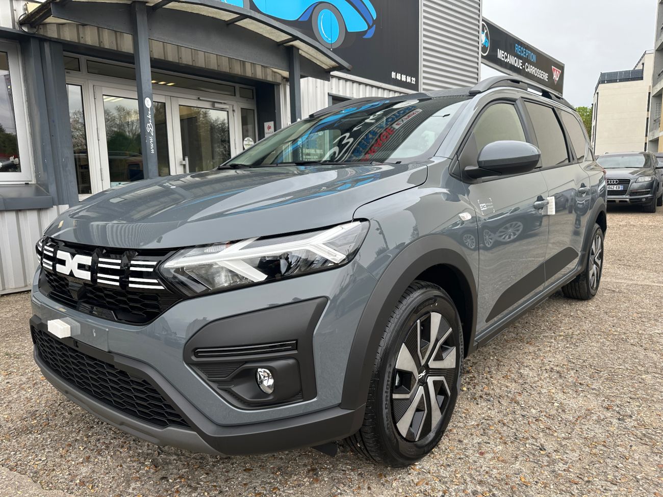 Mandataire Dacia JOGGER 1.0 ECO-G 100CH 7 PLACES EXPRESSION 7