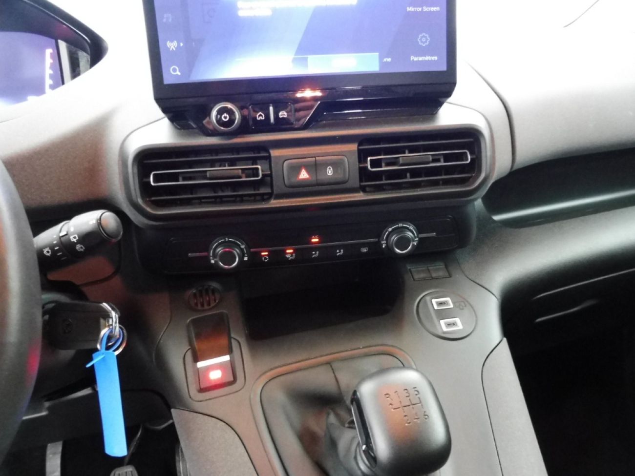 Mandataire PEUGEOT RIFTER TAILLE M - 1.5 BLUEHDI 100CH S&S ALLURE 5 PLACES