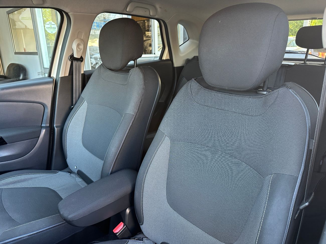 Mandataire RENAULT CAPTUR TCe 120 Intens EDC