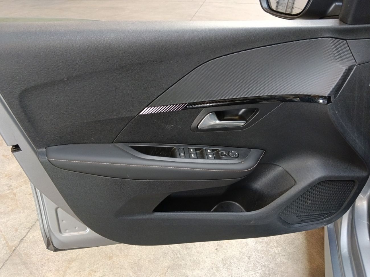 Mandataire PEUGEOT 208 1.2 100CH S&S ALLURE