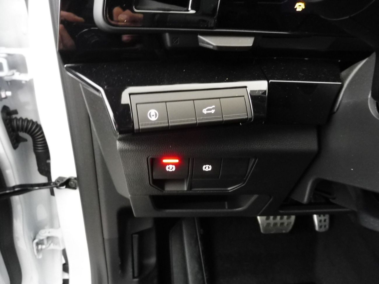 Mandataire RENAULT ESPACE VI 1.2 E-TECH FULL HYBRID 200CH ESPRIT ALPINE 7 PLACES - 24