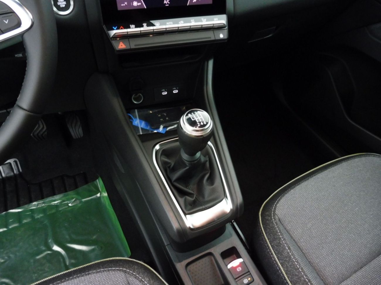 Mandataire RENAULT CAPTUR II 1.0 ECO-G 100CH TECHNO - 25