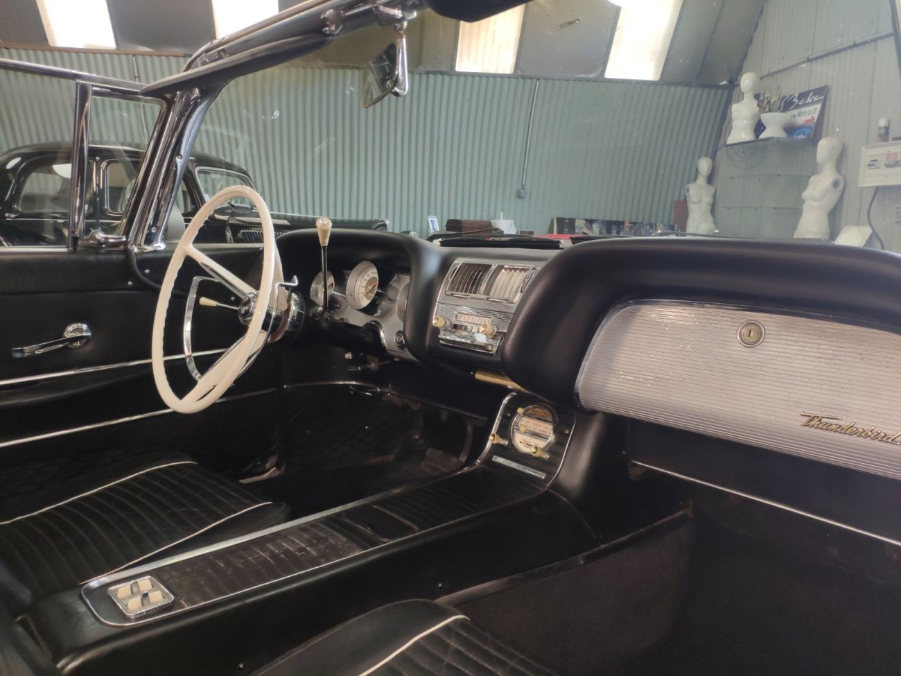 Mandataire Ford Thunderbird Cabriolet V8 352ci C. Audigier / resto 5.8 L