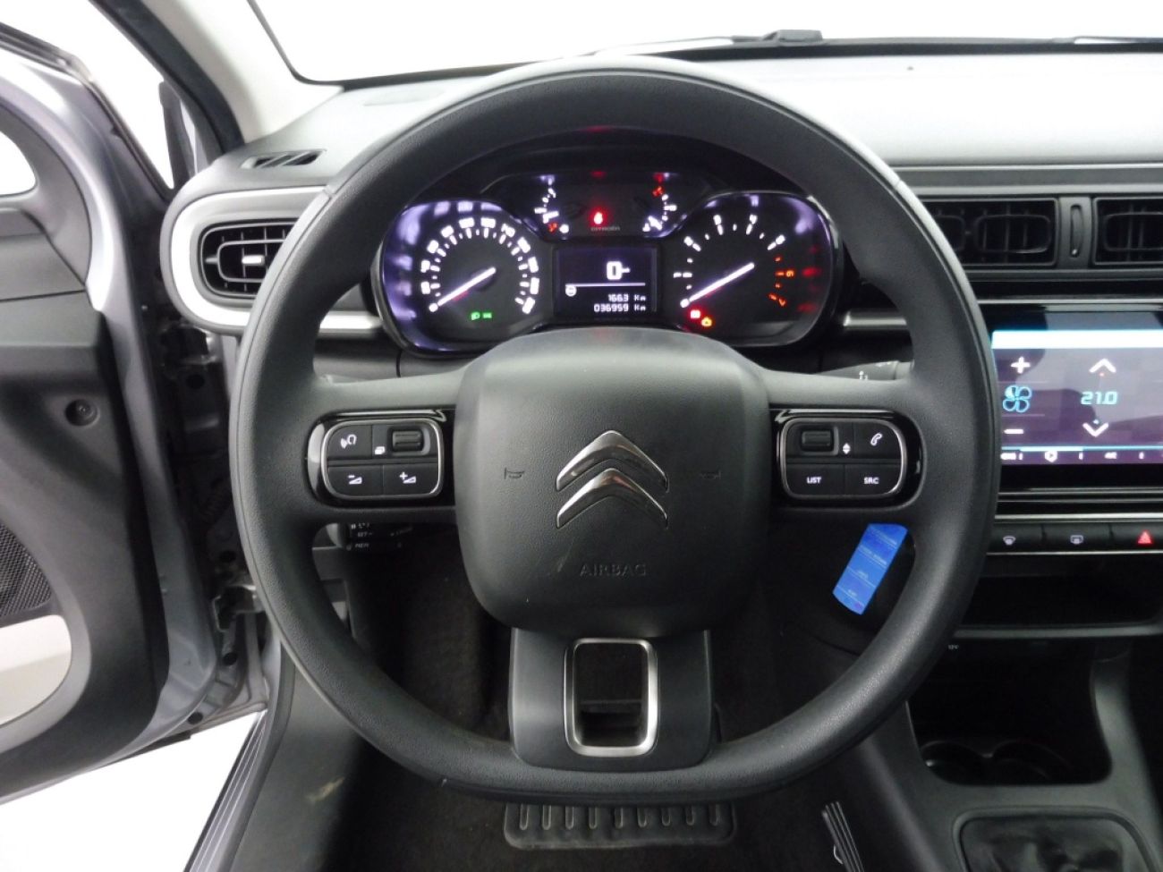 Mandataire Citroën C3 1.5 BLUEHDI 100CH S&S PLUS