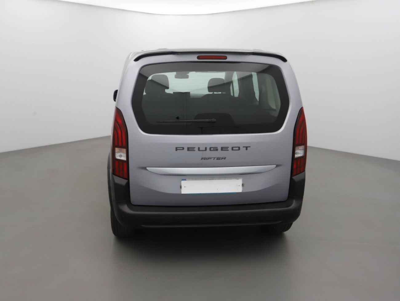 Mandataire PEUGEOT RIFTER TAILLE M - 1.5 BLUEHDI 100CH S&S ALLURE 5 PLACES