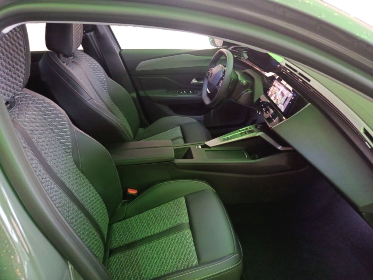 Mandataire PEUGEOT 308 NV 1.5 BLUEHDI 130CH S&S ALLURE EAT8