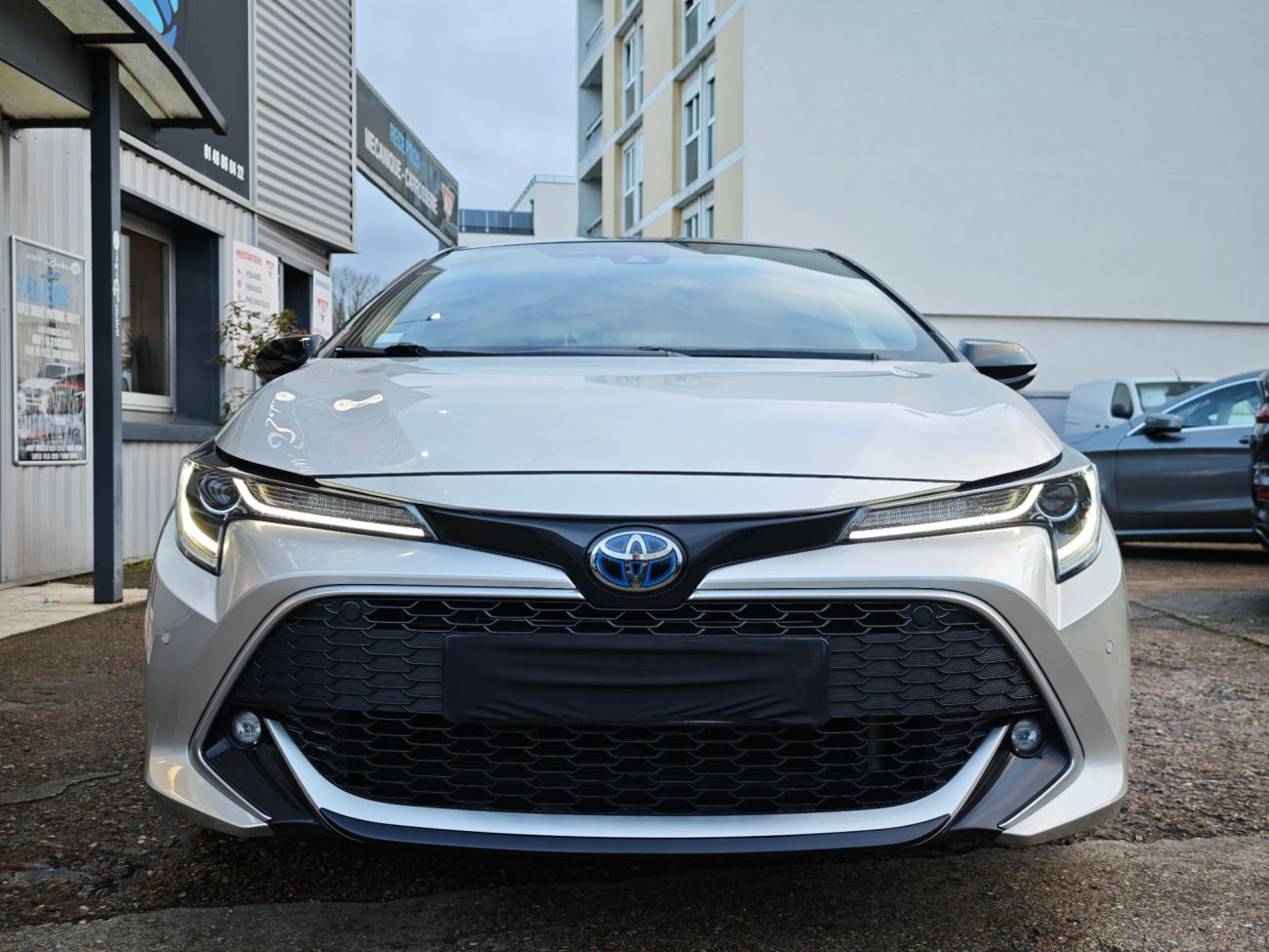 Mandataire TOYOTA COROLLA HYBRIDE 184h Collection